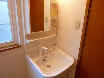 ブルーマウンテンⅢの洗面所