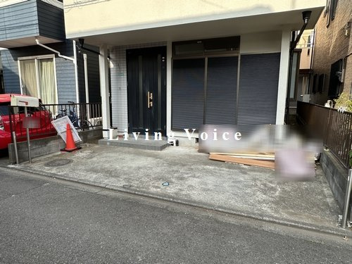 【駐車場】 | 【仲介手数料０円】相模原市南区東大沼3丁目　中古一戸建て | 【仲介手数料０円】相模原市南区東大沼3丁目　中古一戸建て