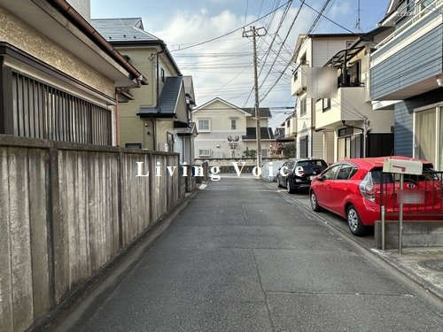 【前面道路含む現地写真】 | 【仲介手数料０円】相模原市南区東大沼3丁目　中古一戸建て | 【仲介手数料０円】相模原市南区東大沼3丁目　中古一戸建て