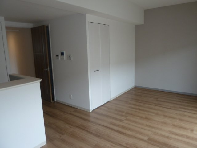 エスペーロ新在家の居間・リビング