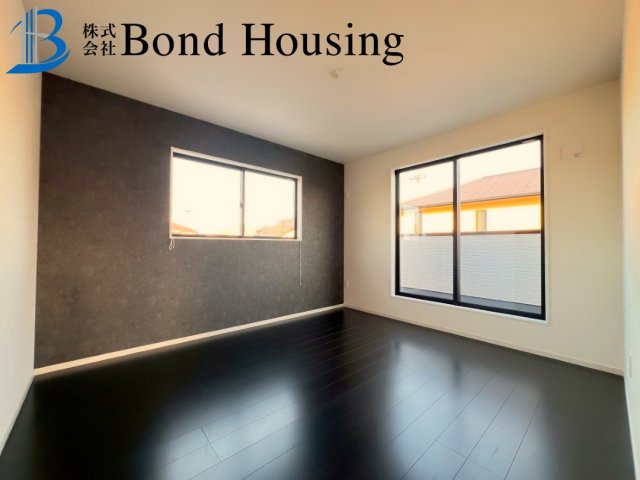 「WIC等収納豊富」「周辺環境充実」　桜が丘東町5丁目の子供部屋