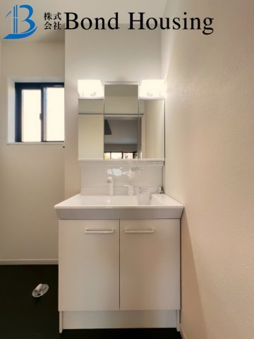 「WIC等収納豊富」「周辺環境充実」　桜が丘東町5丁目の独立洗面台