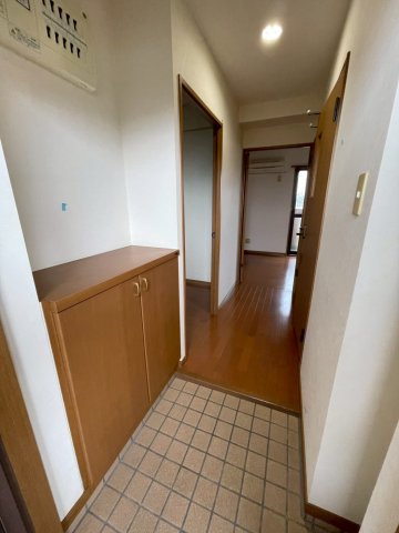 アンビシャスの玄関