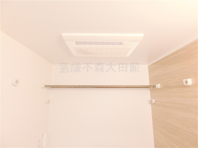 ドゥーエ蒲田南の浴室