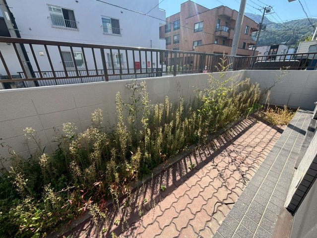 クリオ伏見弐番館の庭