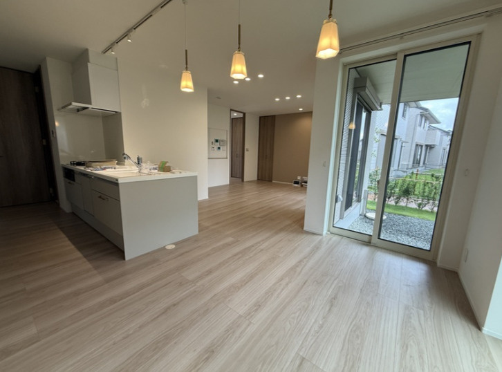 芦屋市涼風町　戸建ての居間・リビング