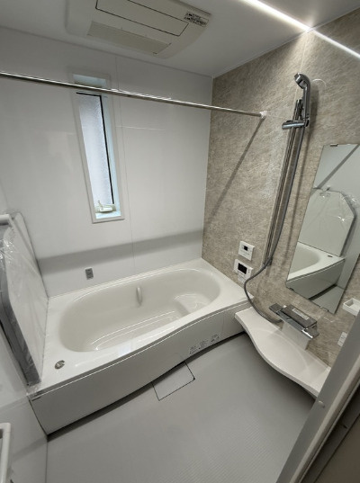 芦屋市涼風町　戸建ての浴室