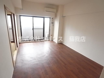  | ロイヤルステージ本千葉