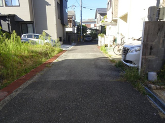 【前面道路含む現地写真】 | 川西市南花屋敷3丁目　建築条件無土地