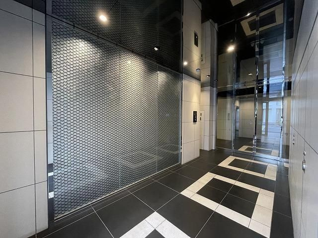 ジェノヴィア両国Ｖスカイガーデンのエントランス