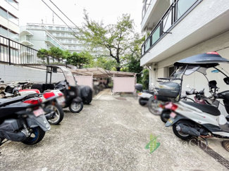 【駐車場】 | 目黒小山マンション | バイク置き場