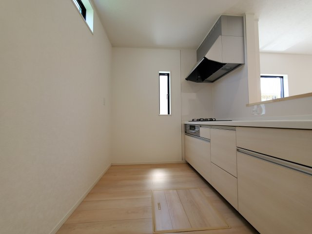 北葛飾郡松伏町　大字松伏　新築戸建　全1棟のキッチン|施工例です