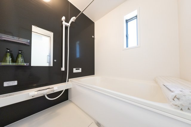 【設備】 | 鈴鹿市若松北3丁目《1号棟》 | 換気乾燥暖房機