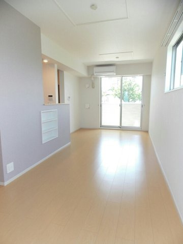 トレジャーの居間・リビング