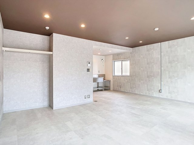 メゾン富田の洋室