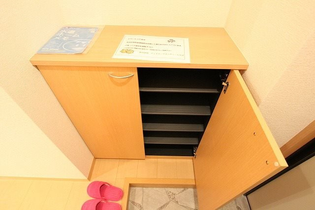 イーストウッドの玄関