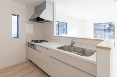 【キッチン】 | 鈴鹿市若松北3丁目《2号棟》