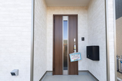 【玄関】 | 鈴鹿市若松北3丁目《2号棟》