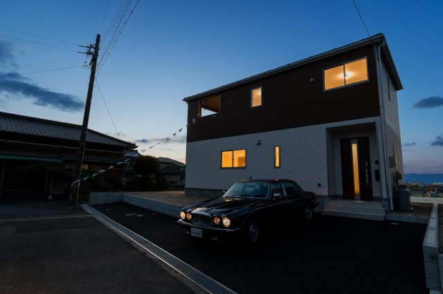 【外観】 | 鈴鹿市若松北3丁目《2号棟》