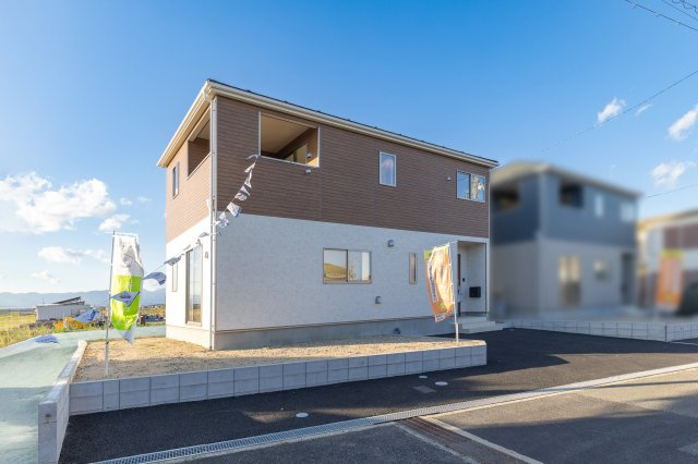 【外観】 | 鈴鹿市若松北3丁目《2号棟》