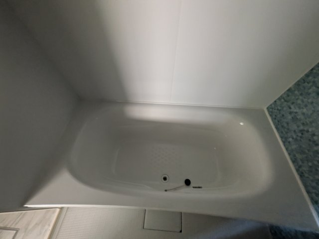 藤沢市大庭のアパートの浴室