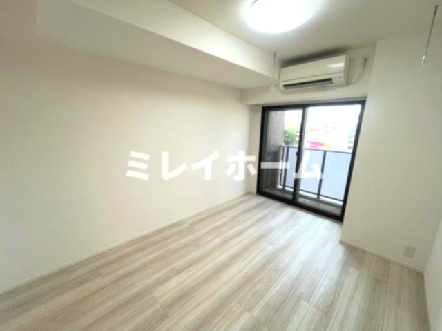 ドゥーエ蒲田南の居間・リビング