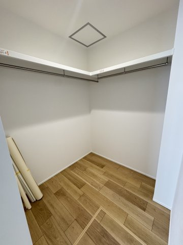 KAGAWA BASE – やさしい暮らしがはじまる場所の洋室
