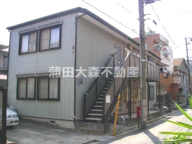 ル　メイユール　オトエムの外観|1997年12月築　鉄骨造地上2階建ての人気賃貸アパート
東京都大田区大森東4丁目　京浜急行本線大森町駅徒歩12分、梅屋敷駅徒歩13分
