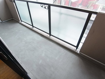 【バルコニー】 | エトワール門口 | 広めのバルコニー