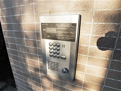 【セキュリティ】 | エトワール門口 | エントランスにはオートロックも完備