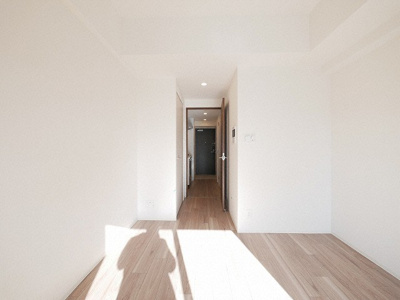 【居間・リビング】 | エスリード大阪京橋フロレゾン | 使いやすい洋室です