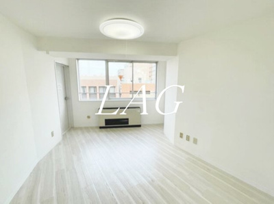 【居間・リビング】 | 芝ビルディング | 洋室のお部屋です。