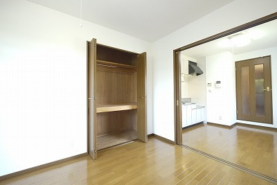 アヴァンセ平福の居間・リビング|※写真は別の部屋のものです。