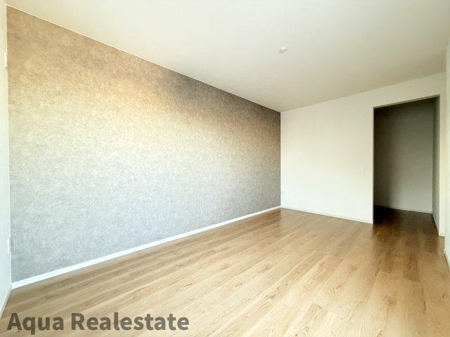 高松市上天神町新築戸建の玄関|明るい玄関です
※同タイプモデルハウス画像