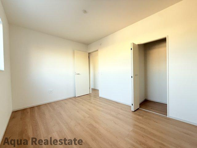 高松市上天神町新築戸建の洋室|広々とした洋室です