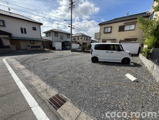 フェリス・Nの駐車場