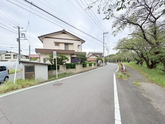 川越市氷川町　建築条件なし売地　西武新宿線『本川越駅』徒歩28分　【川越小学区】の前面道路含む現地写真