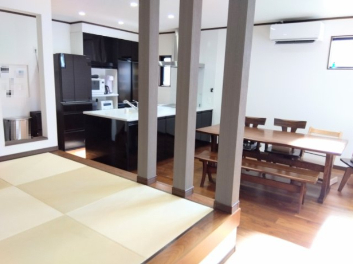 【居間・リビング】の画像