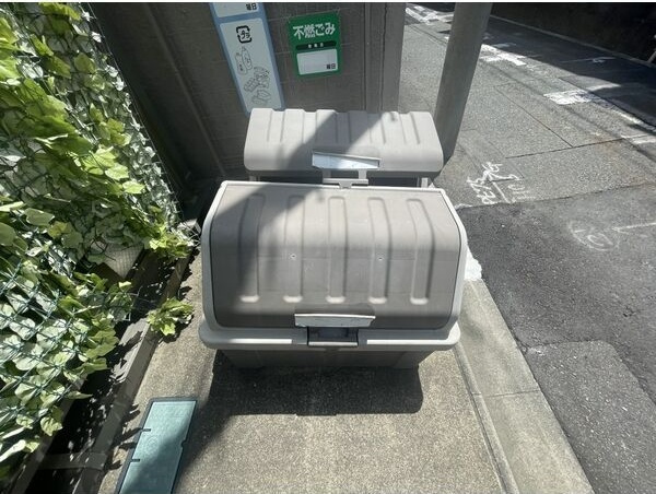 プリミエール妙音通のエントランス