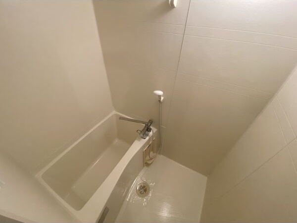 プリミエール妙音通の浴室