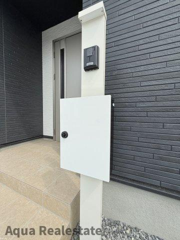 高松市上天神町新築戸建の玄関|※同タイプモデルハウス画像