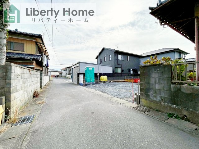 大洗町桜道3期　新築戸建の前面道路含む現地写真