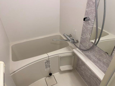 【浴室】 | エスリード南森町ラグシス | 日々の疲れを癒すお風呂付です