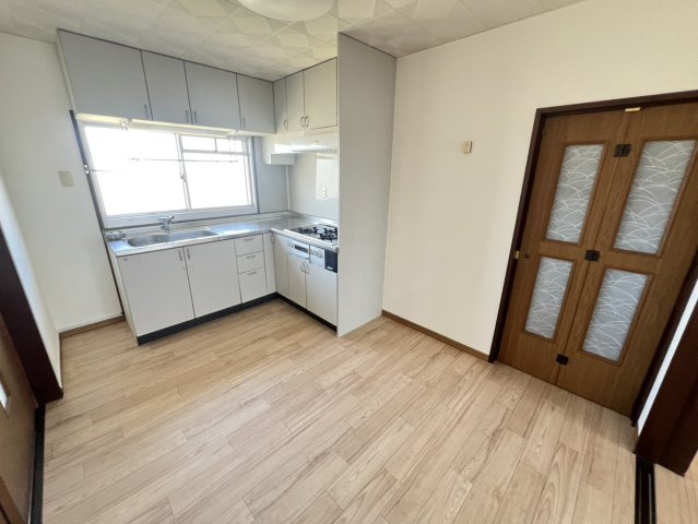 東垂水住宅２号棟の居間・リビング