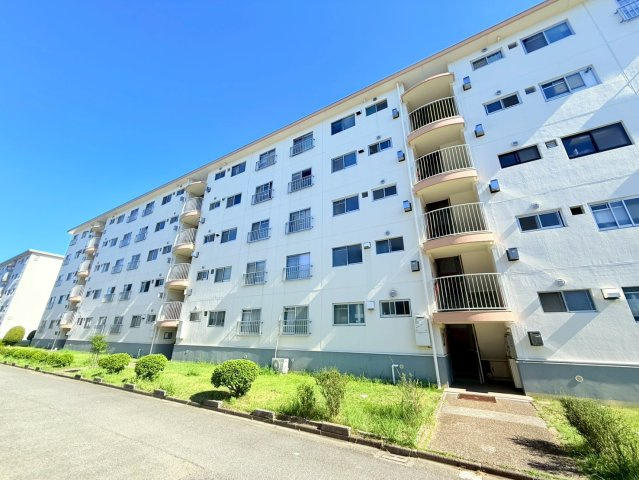 東垂水住宅２号棟の外観