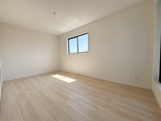 三郷市　彦成1丁目　新築戸建　全1棟の洋室|施工例です