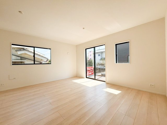 三郷市　彦成1丁目　新築戸建　全1棟の居間・リビング|施工例です