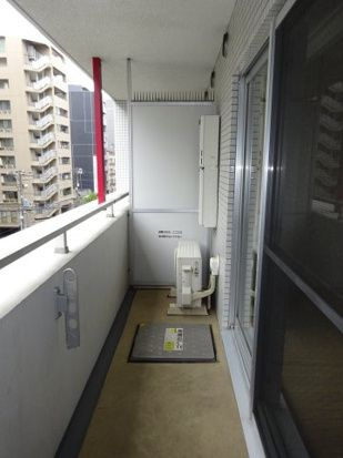 ウィンシティ上野タワーのバルコニー