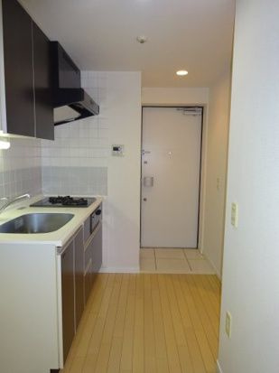 ウィンシティ上野タワーの玄関