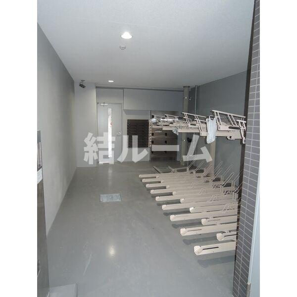 北区神谷１丁目の賃貸マンションの駐車場